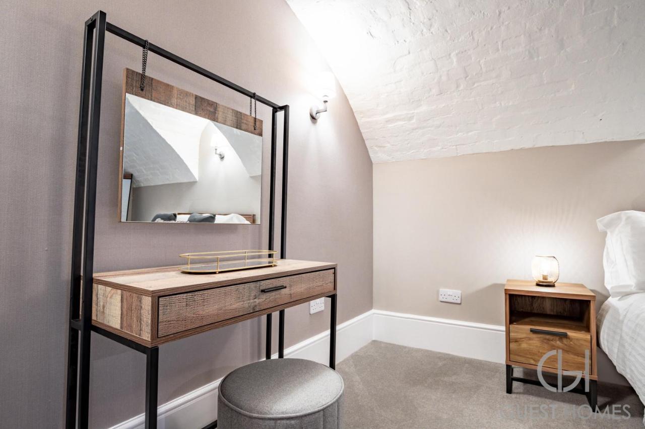 Host & Stay - Shaw Street Basement وورسيستير المظهر الخارجي الصورة