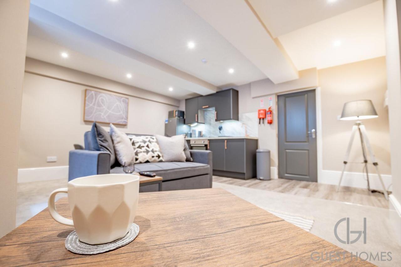 Host & Stay - Shaw Street Basement وورسيستير المظهر الخارجي الصورة