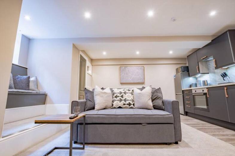 Host & Stay - Shaw Street Basement وورسيستير المظهر الخارجي الصورة
